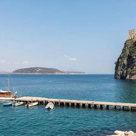 Lieta Ischia
