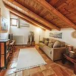 Lieta 4* Ίσκια