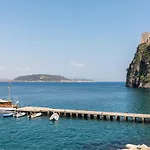 Lieta Ίσκια