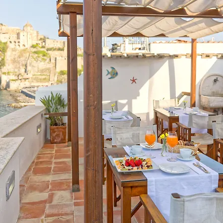 Lieta Bed & Breakfast 4*