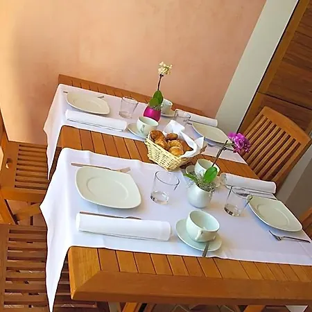 Lieta Alojamento de Acomodação e Pequeno-almoço 4*