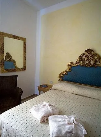 Lieta 4*