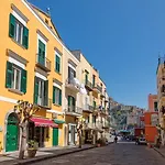 Lieta Ischia