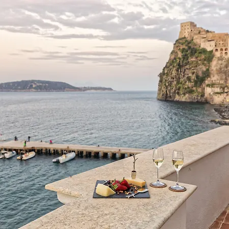 Lieta Bed & Breakfast 4*